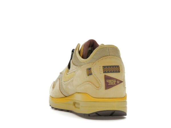 Zapatillas Nike Air Max 1 Travis Scott Cactus Jack Saturn Doradas – DO9392-700