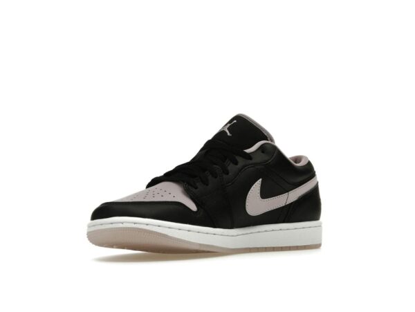 DV1309-051_15 S1 Jordan 1 Low SE Black Iced Lilac DV1309-051