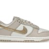 Nike Dunk Low Phantom Oro Metálico (Mujer) – DX5930-001