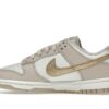 Nike Dunk Low Phantom Oro Metálico (Mujer) – DX5930-001