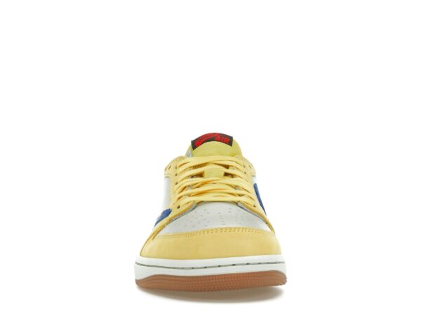 Jordan 1 Retro Low OG SP Travis Scott Canary (Mujer) – DZ4137-700