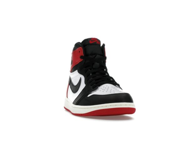 Zapatillas Air Jordan 1 Retro High OG Black Toe Reimagined DZ5485-106 negras, rojas y blancas