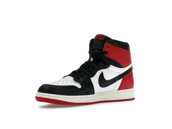 Zapatillas Air Jordan 1 Retro High OG Black Toe Reimagined DZ5485-106 negras, rojas y blancas