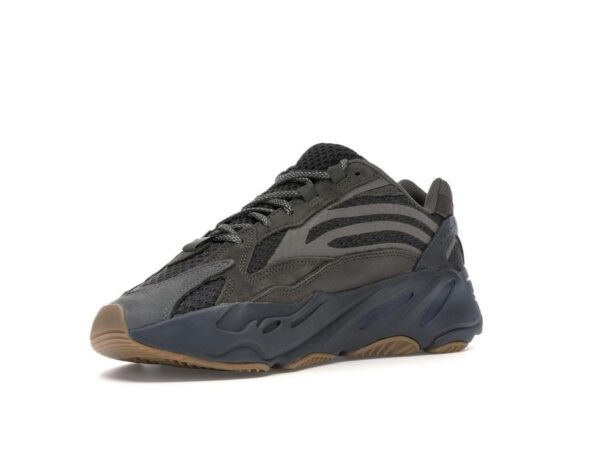 Zapatillas Adidas Yeezy Boost 700 V2 Geode EG6860