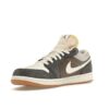 FD0399-004_15 S1 Jordan 1 Low SNKRS Day Korea Magpie (2023) – Blanco/Gris-Goma – FD0399-004