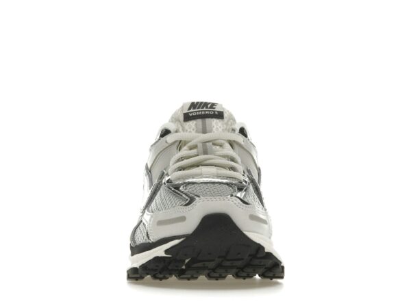 Nike Zoom Vomero 5 Photon Dust Plata Metálico (Mujer) – FD0884-025