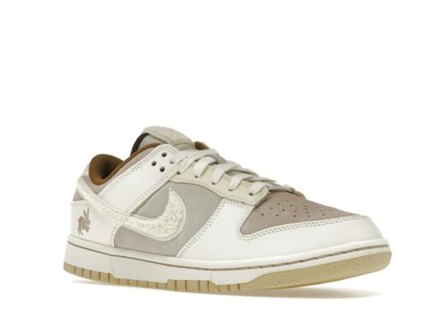 Nike Dunk Low Retro PRM Año del Conejo Piedra Fósil (2023) – FD4203-211