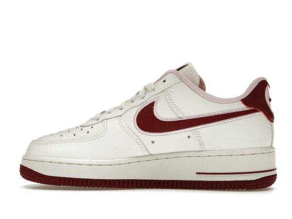 FD4616-161_20.jpg Nike Air Force 1 Low Valentine's Day (2023) para mujer – FD4616-161