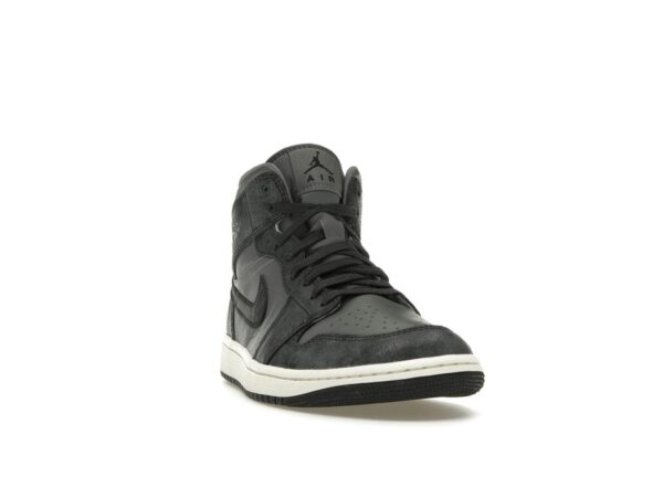 Jordan 1 Mid Distressed Smoke Grey para mujer FJ3448-001