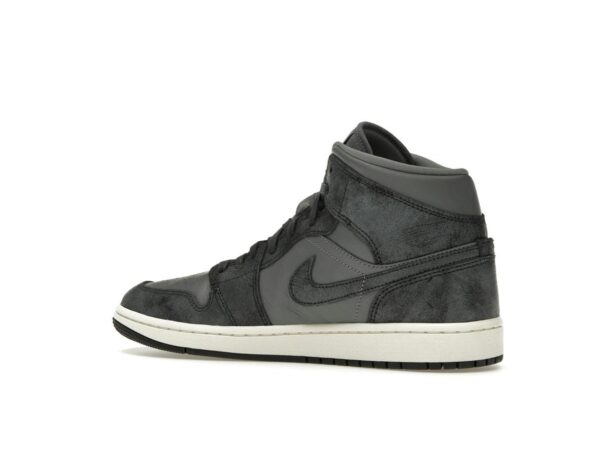 Jordan 1 Mid Distressed Smoke Grey para mujer FJ3448-001