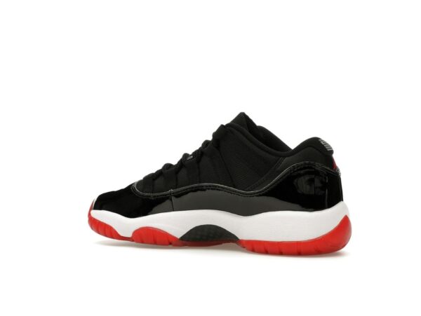 Jordan 11 Retro Low Bred (GS) 2025 Negro/Blanco-Rojo Universitario FV5121-006