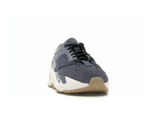 Zapatillas Adidas Yeezy Boost 700 Magnet FV9922