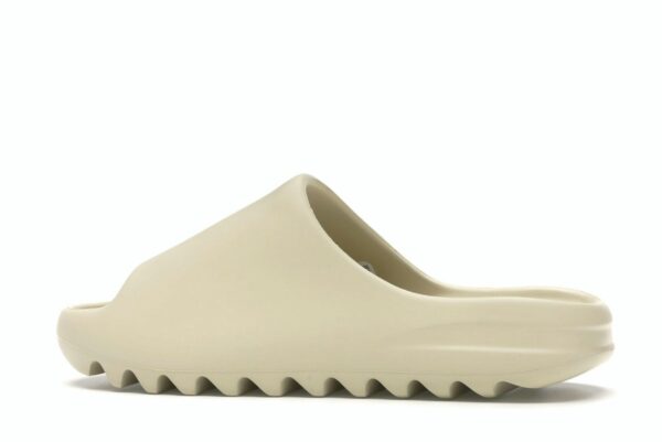 Sandalias de espuma EVA Adidas Yeezy Slide Bone FW6345