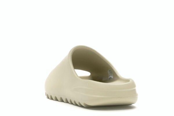 Sandalias de espuma EVA Adidas Yeezy Slide Bone FW6345