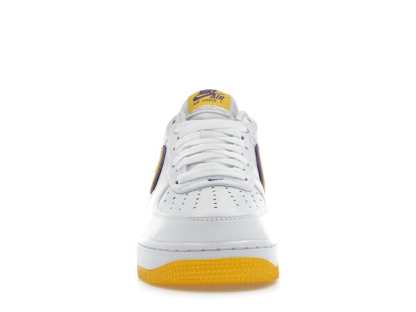 Nike Air Force 1 Low Retro QS Kobe Bryant Lakers Home FZ1151-100 Edición Limitada
