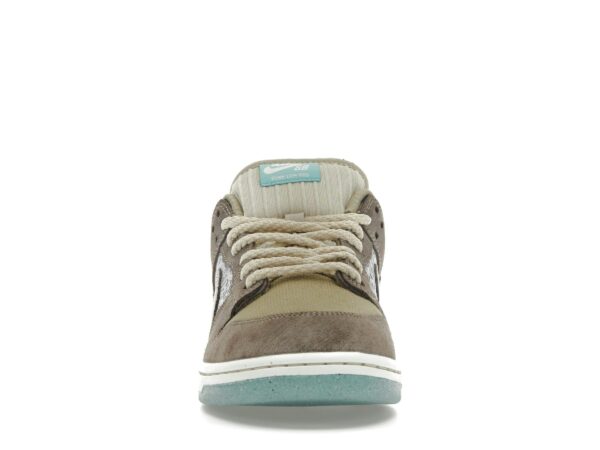 Nike SB Dunk Low: ¡Gran ahorro! – FZ3129-200 – Lanzamiento: 17 de abril de 2024