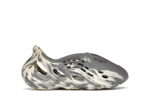 Zapatillas Adidas Yeezy Foam RNNR MXT Moon Grey GV7904