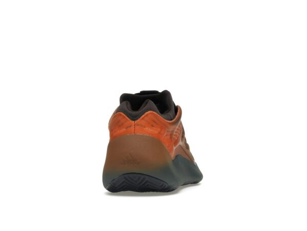 Zapatillas Adidas Yeezy 700 V3 Copper Fade GY4109