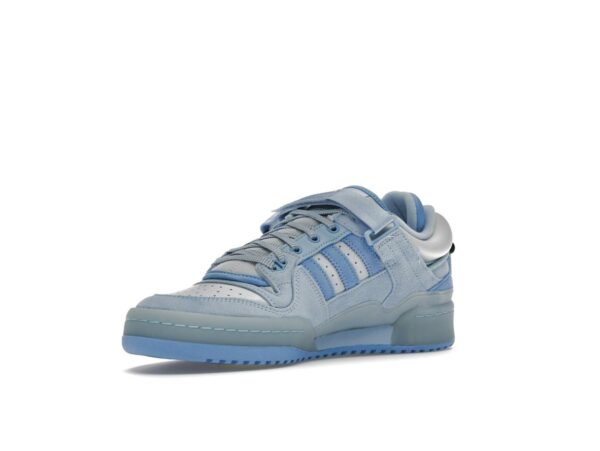 Zapatillas Adidas Forum Buckle Low Bad Bunny con tinte azul GY9693