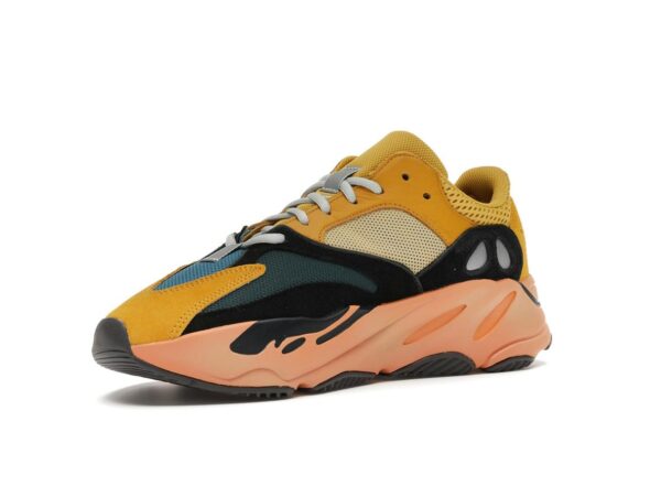 Zapatillas Adidas Yeezy Boost 700 Sun GZ6984