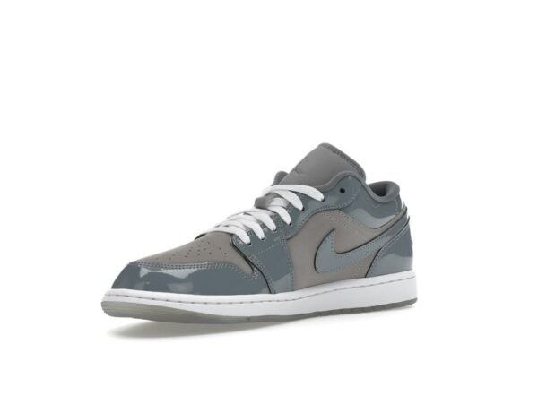 Jordan 1 Low SE Gris Medio Gris Frío Blanco – HF3148-011
