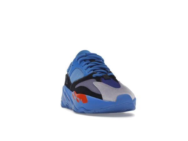 HP6674_08 S1 Zapatillas Adidas Yeezy Boost 700 Hi-Res Blue HP6674