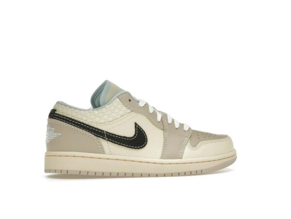 Jordan 1 Low SE Sanddrift Glacier Blue para mujer HQ3440-101