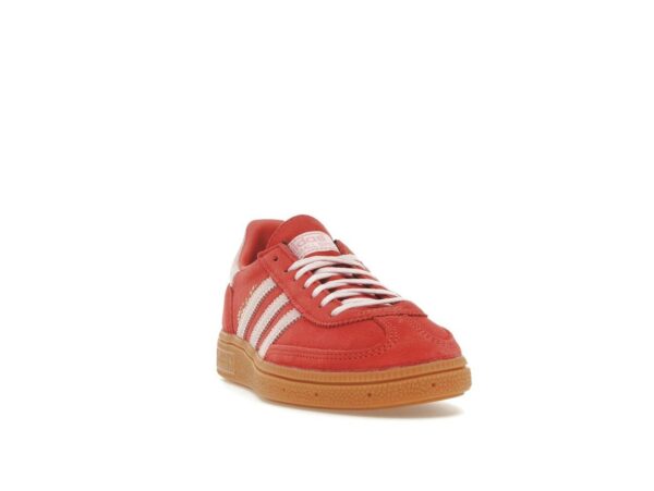 Zapatillas Adidas Handball Spezial para mujer en rojo brillante y rosa claro (IE5894)