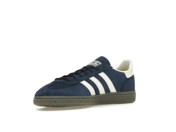 Zapatillas de ante Adidas Handball Spezial Night Indigo IF7087 color crema y blanco