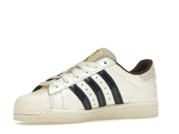 Zapatillas adidas Superstar Wales Bonner blancas con efecto cocodrilo – JP7161