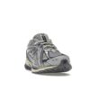 Zapatillas New Balance 1906R thisisneverthat Downtown Run – Nube de lluvia/Plata metalizada/Gris
