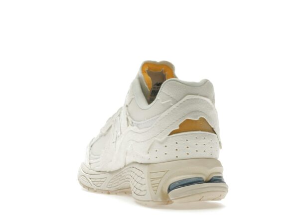 Zapatillas New Balance 2002R Protection Pack Sea Salt – M2002RDC