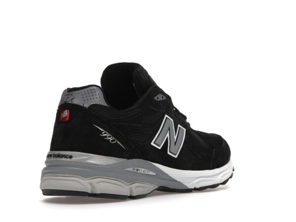 Zapatillas New Balance 990v3 MiUSA de piel negra y blanca – M990BS3