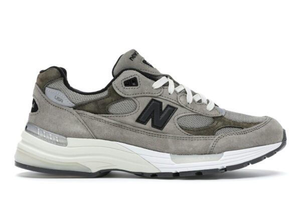 Photo by Sixfootoak Studio Zapatillas deportivas New Balance 992 JJJJound Grey M992J2 para hombre