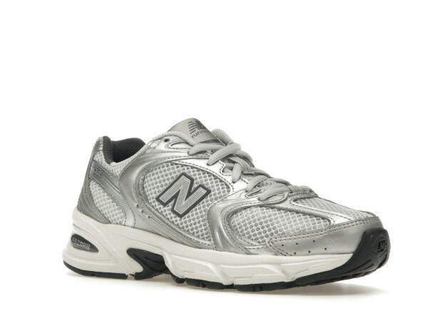 Zapatillas New Balance 530 Grey Matter plateadas metalizadas – MR530LG