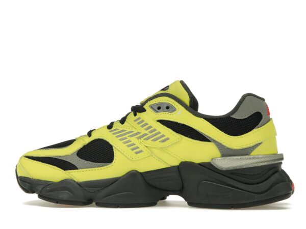 New Balance 9060 Tea Tree U9060NRG: Zapatillas deportivas de estilo de vida