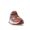 Zapatillas New Balance 9060 U9060TRU Cherry Blossom en rojo mineral/trufa/nube de lluvia