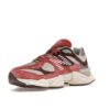 Zapatillas New Balance 9060 U9060TRU Cherry Blossom en rojo mineral/trufa/nube de lluvia