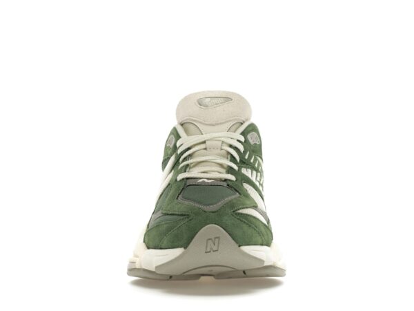 New Balance 9060 Nori – U9060VNG: Zapatillas deportivas verdes y blancas